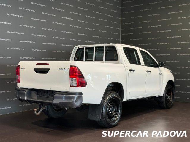 TOYOTA Hilux 2.4 D-4D 4WD 4 porte Double Cab