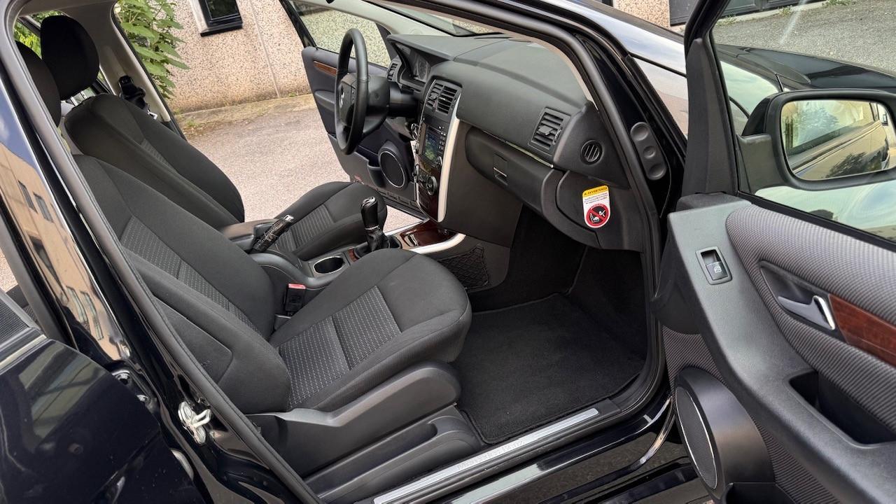 Mercedes-benz B 150 B 150 Chrome Ok neo patentati