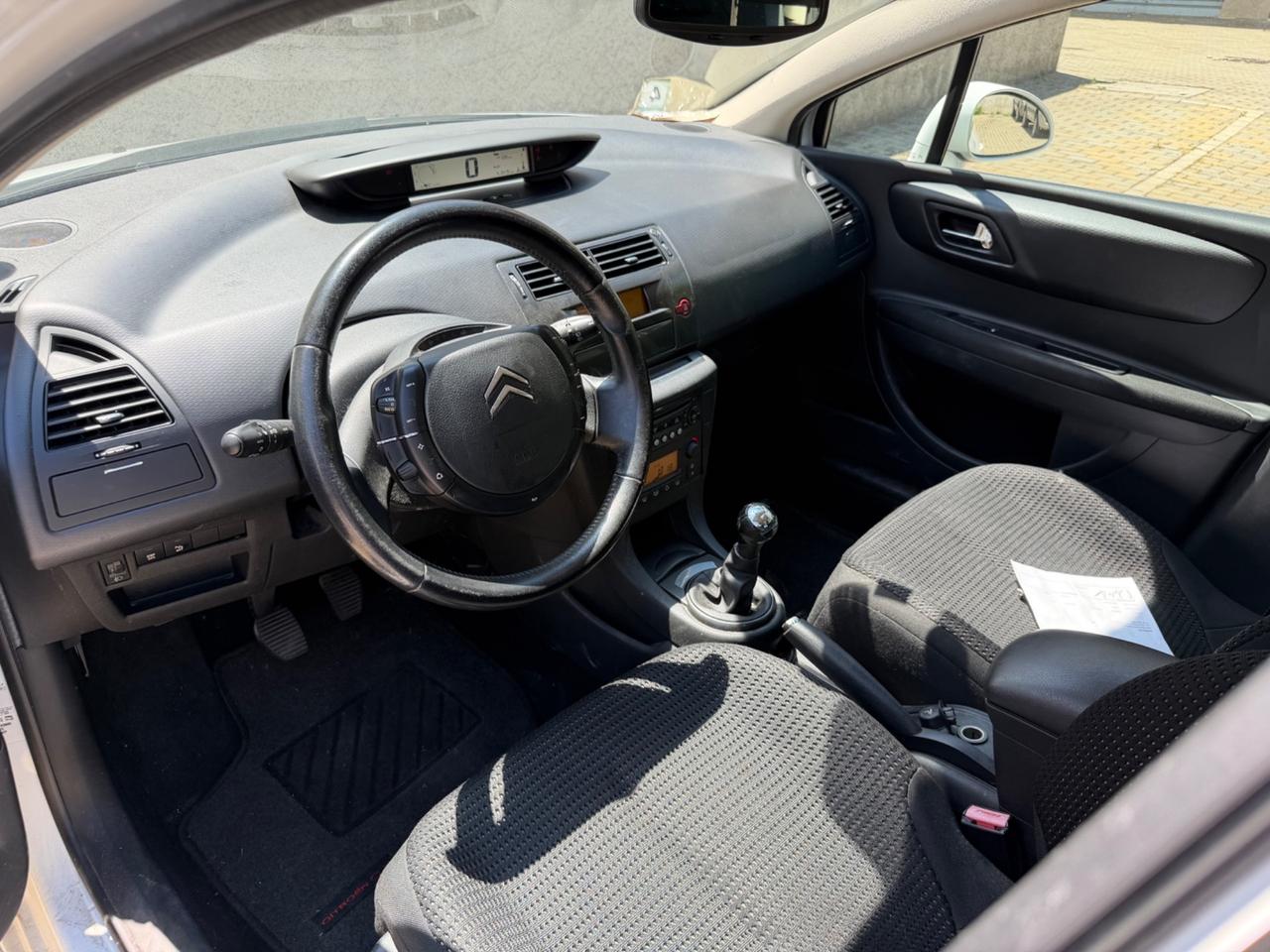 Citroen C4 1.6 16V VTi 120CV NEOPATETATI