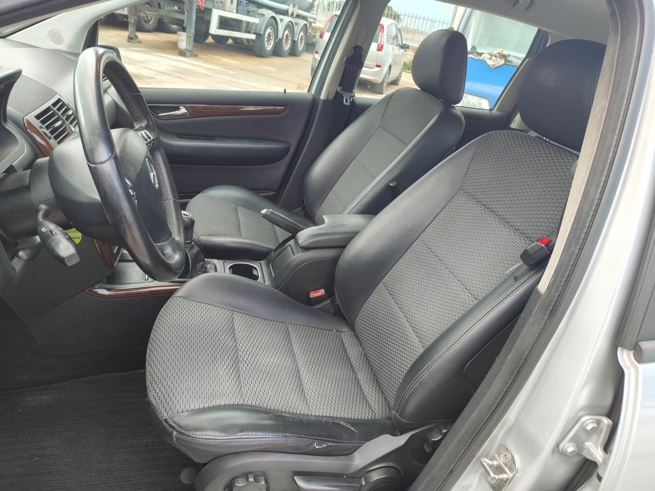 Mercedes A 160 CDI BlueEFFICIENCY Avantgarde
