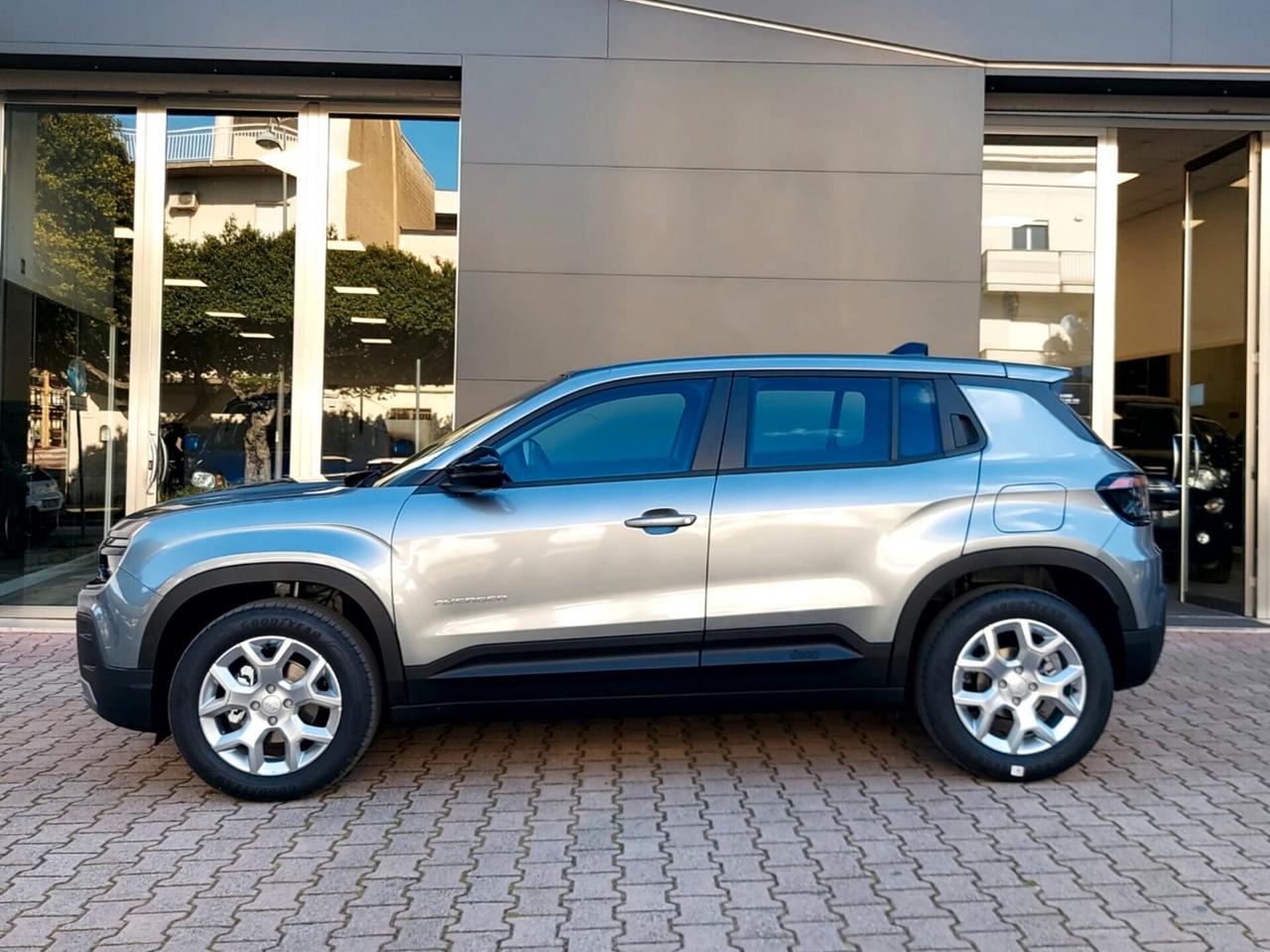 Jeep Avenger 1.2 100 CV Altitude TELECAMERA MY 25