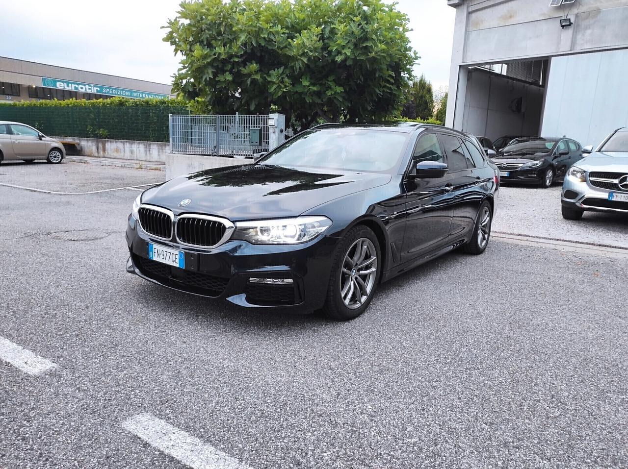 Bmw 530 530d xDrive M-sport EURO 6C TETTO PANORAMICO