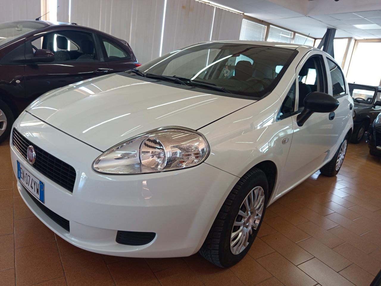 Fiat Grande Punto 1.2 benzina ok neopatentati