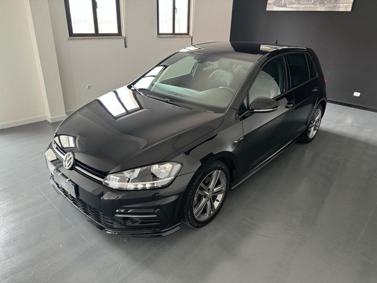 Volkswagen Golf 7.5 1.6 TDI 115CV R-Line *Tetto*