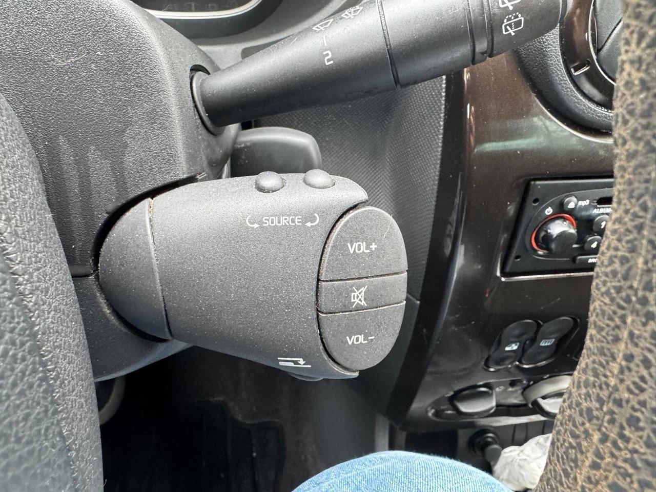 Dacia Duster 1.6 110CV 4x2 Lauréate GARANZIA 12 MESI