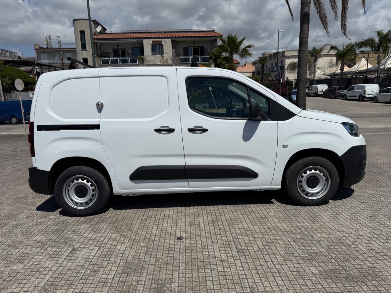 Citroen Berlingo BlueHDi 100 Van M Worker (1000Kg)