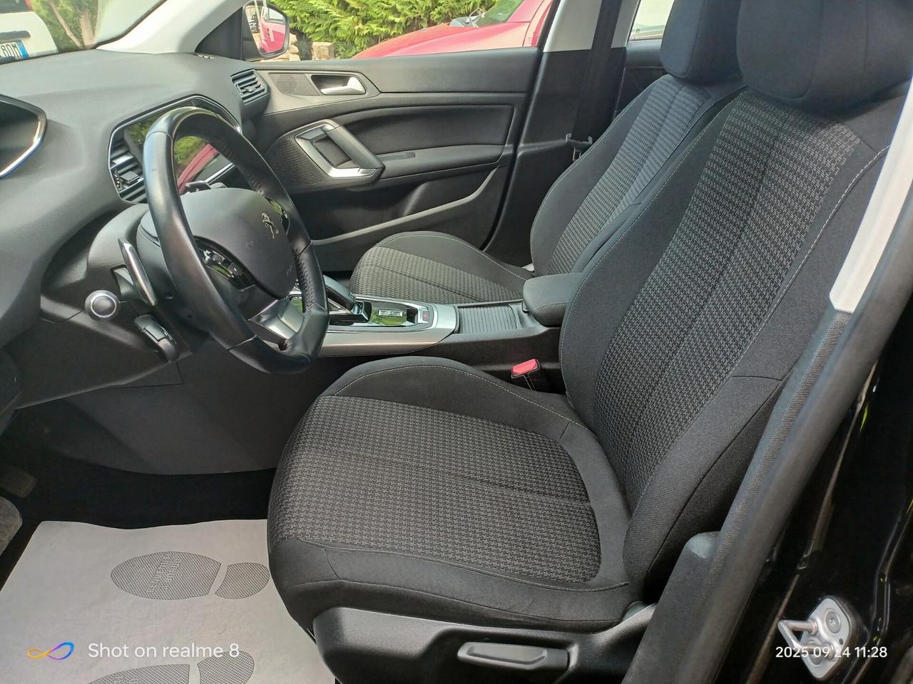 Peugeot 308 BlueHDi 130 S&S Active