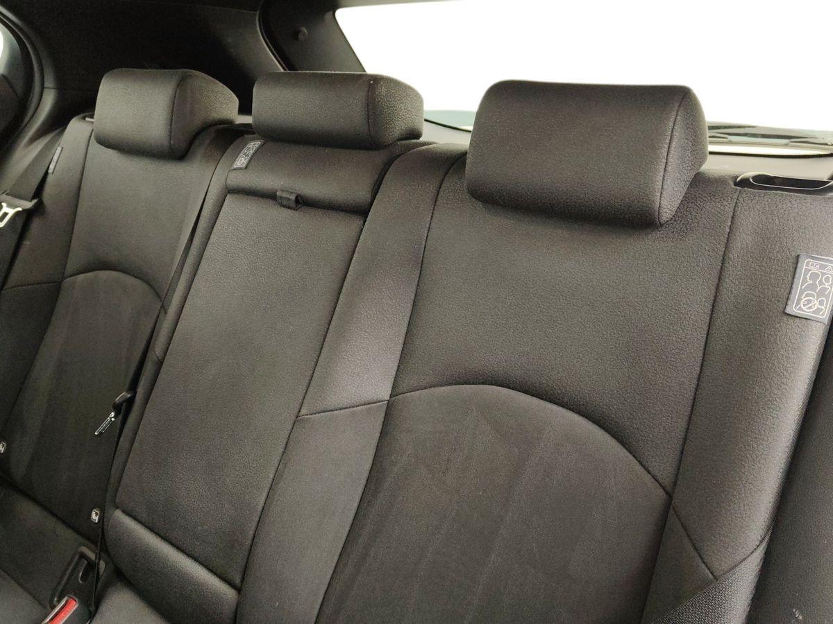 LEXUS UX - UX Hybrid Executive
