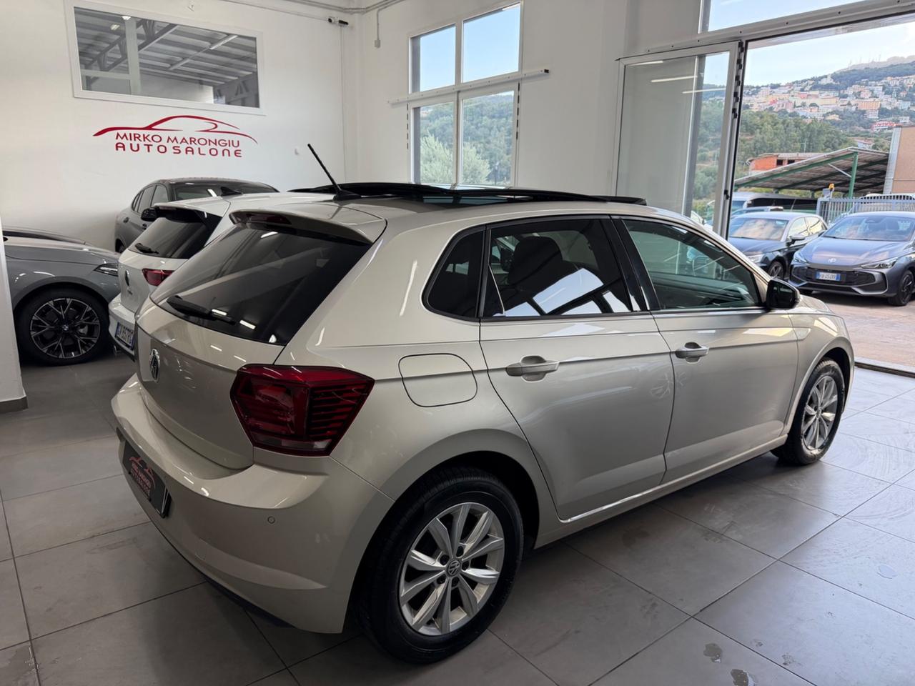 VW Polo 1.6 TDI 95 CV DSG TETTO FINANZIABILE