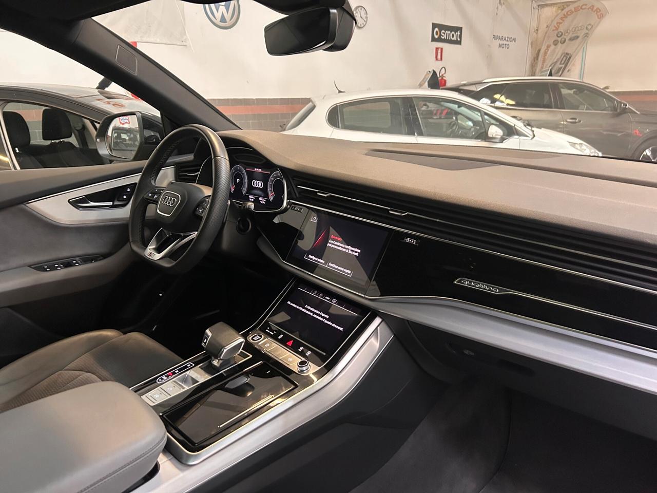 Audi Q8 50 TDI 286 CV quattro tiptronic Sport