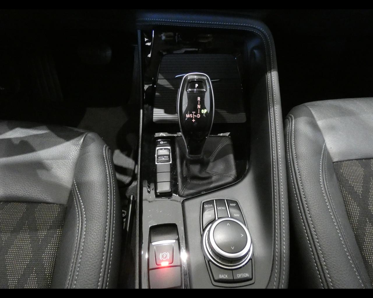 BMW X1 (F48) - X1 sDrive18d xLine