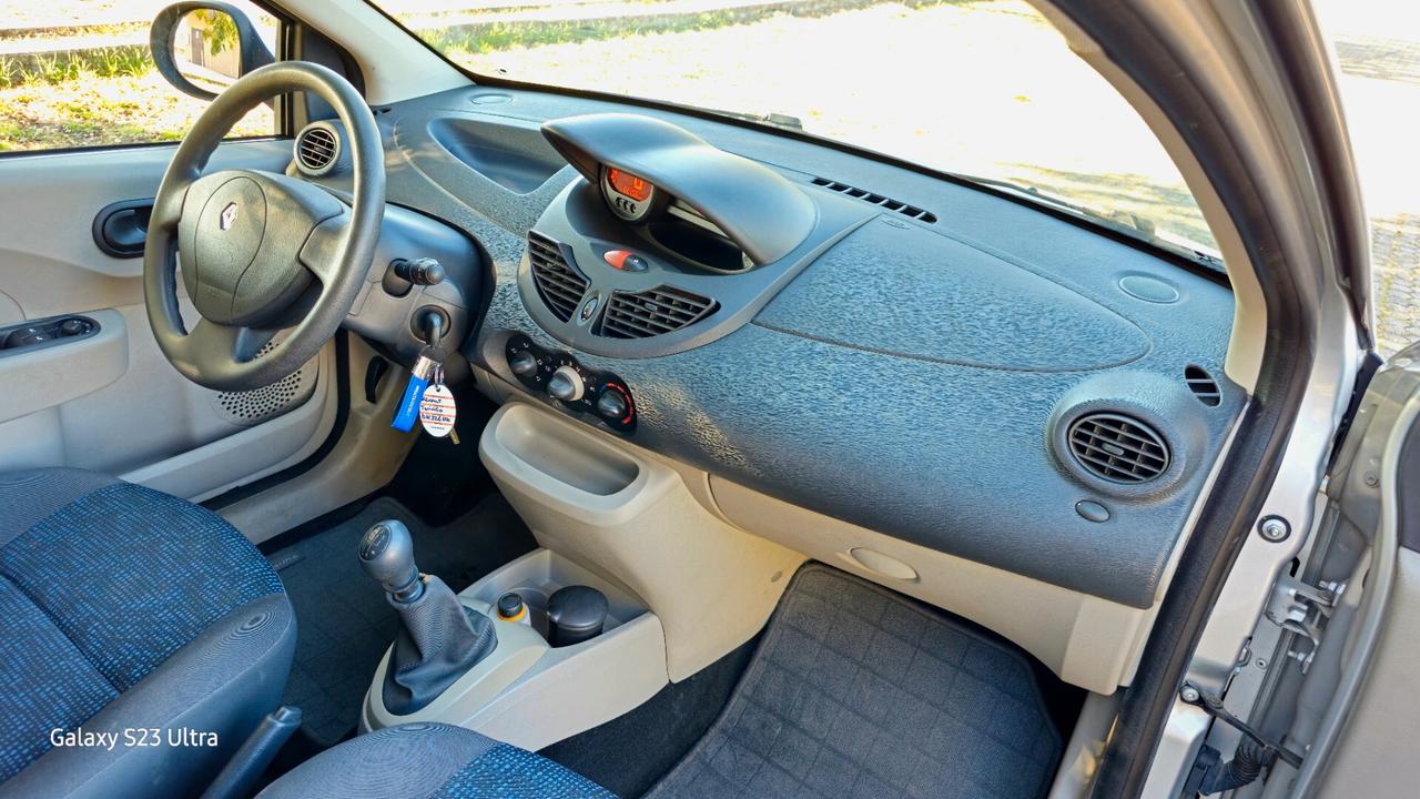 Renault Twingo 2° serie ok neopatentati garantita 12 mesi