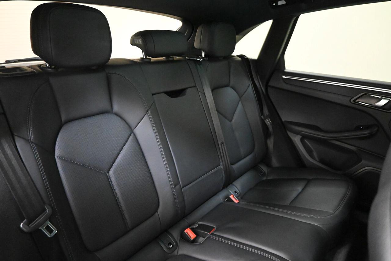 PORSCHE Macan 1ªs. '13-'25 Macan 2.0