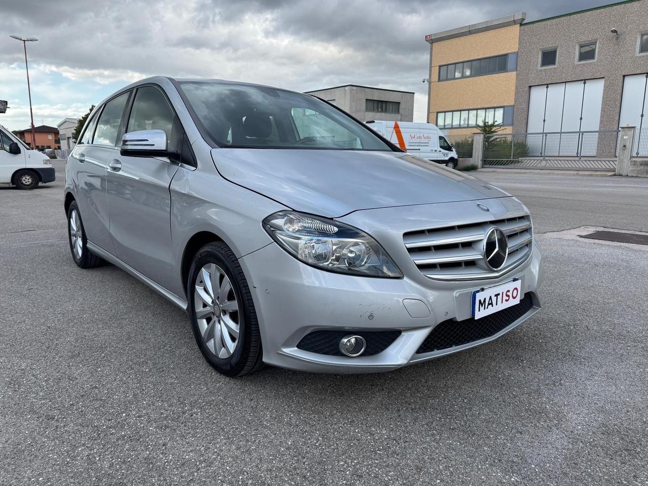 Mercedes-benz B 180 d Premium