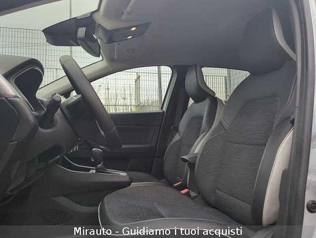 Renault Captur Captur Full Hybrid E-Tech 145 CV Business