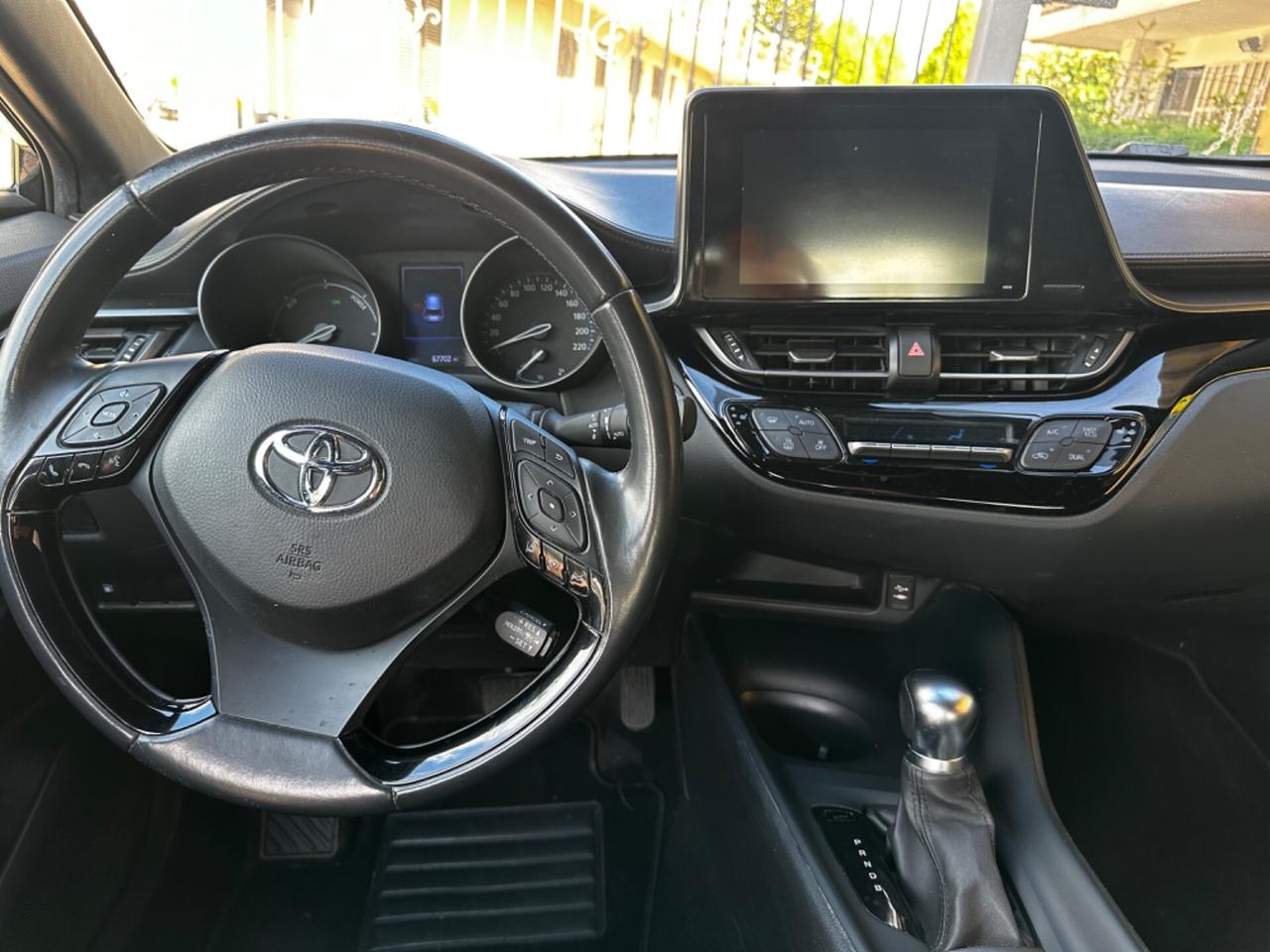 Toyota C-HR 1.8 Hybrid E-CVT Active