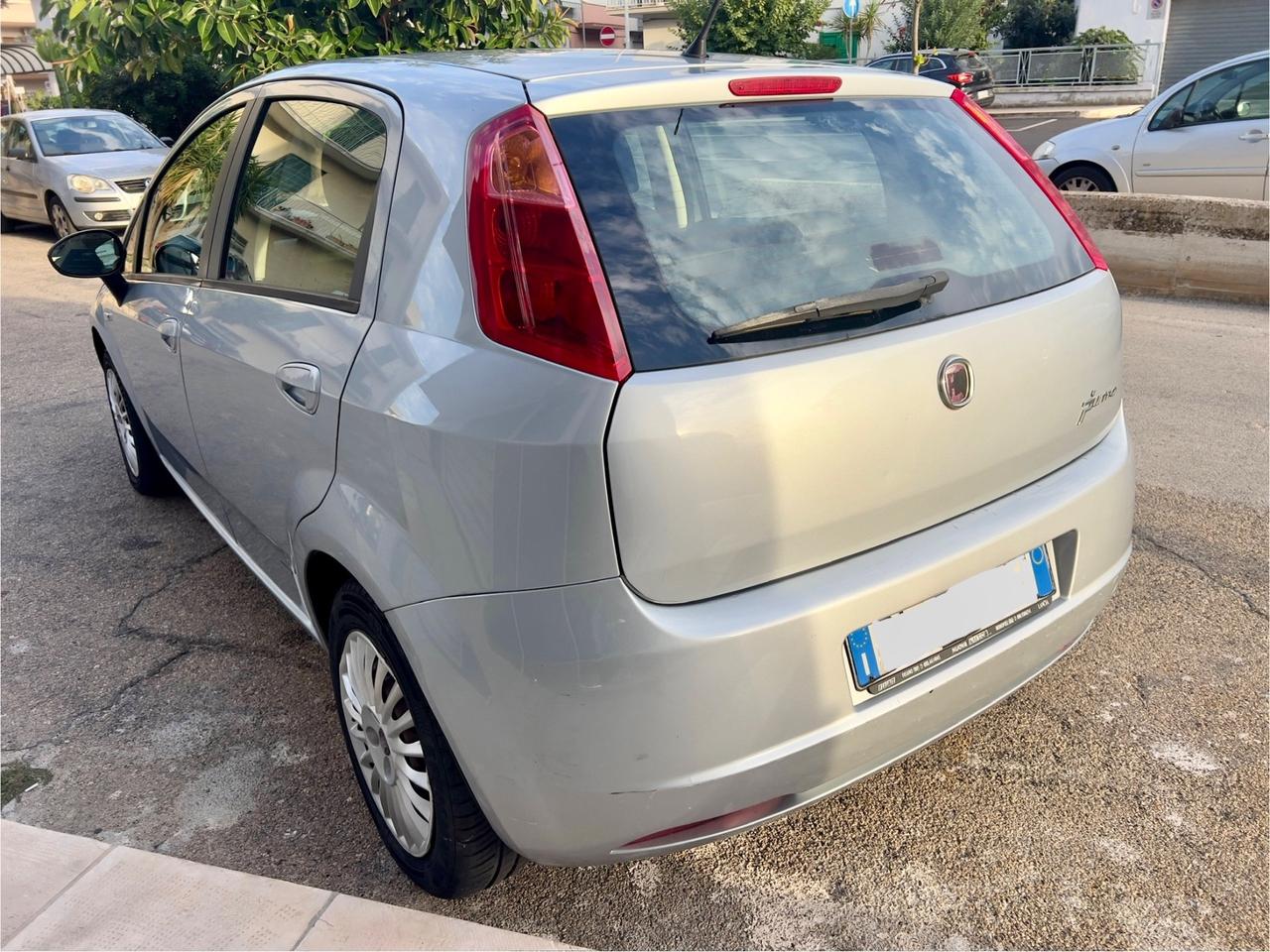 Fiat Grande Punto 1.3 MJT 75 CV 5 porte Dynamic