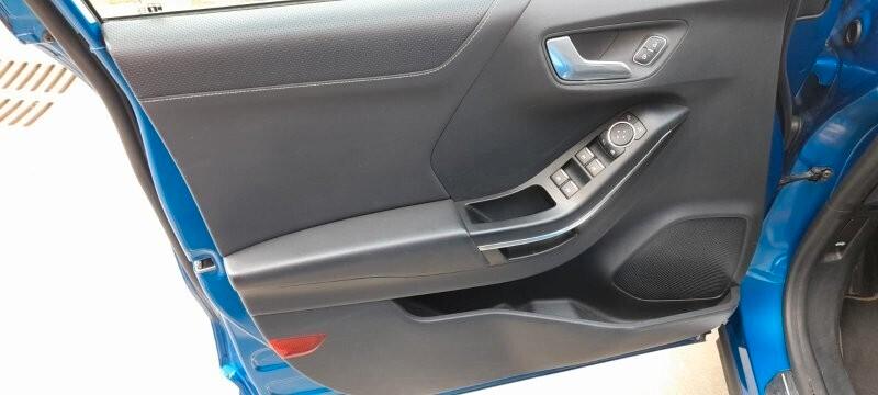 Ford Puma 1.0 EcoBoost Hybrid 155 CV ST-Line Vignale