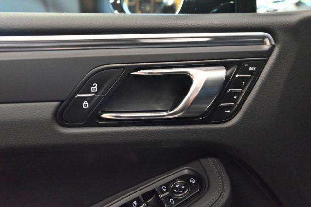 PORSCHE Macan T 2.0PDK 265CV TET.20"PASM CHRONO CAM RADAR GANCIO