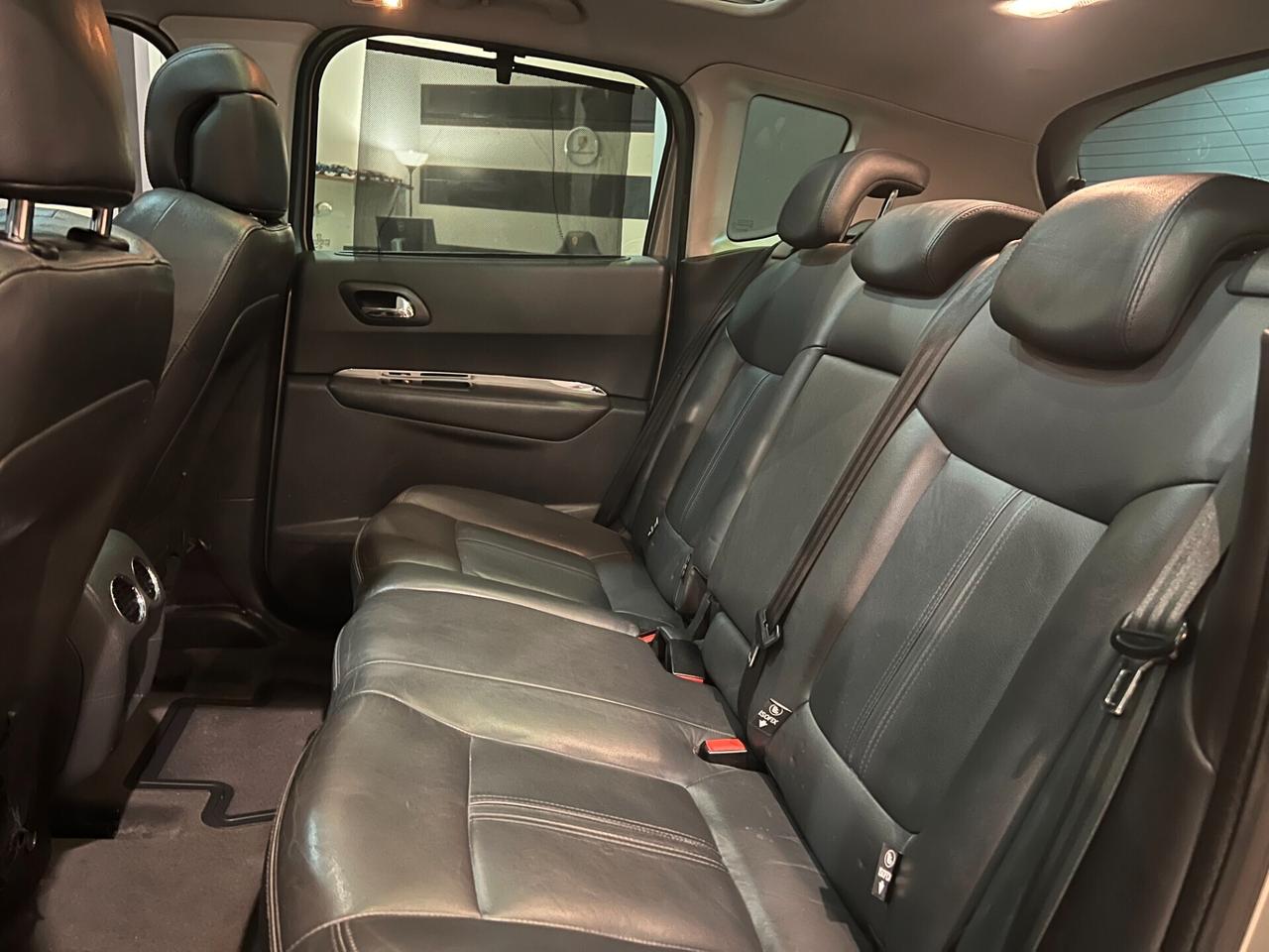 Peugeot 3008 1.6 HDi/TETTO+PELLE/UNIPROP