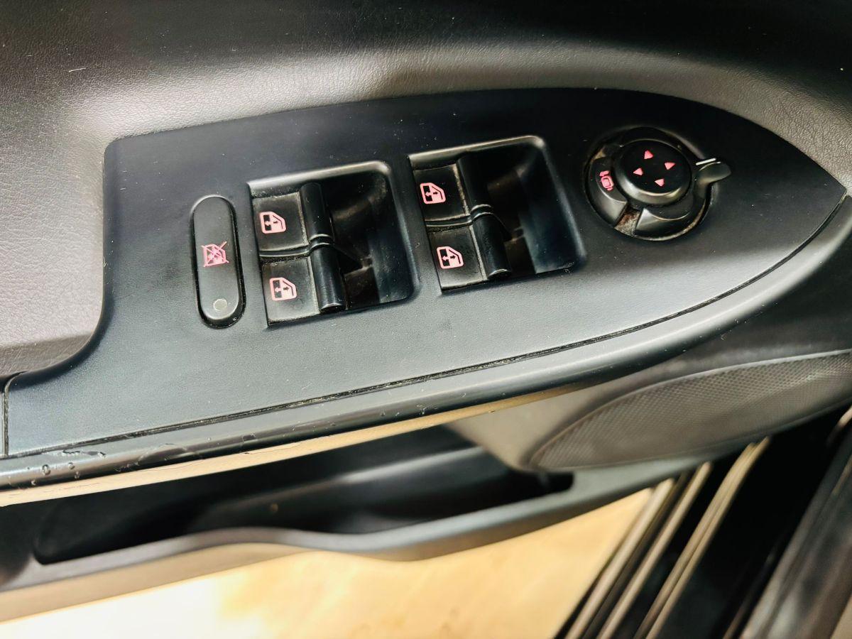 Alfa Romeo Giulietta 1.6 Jtdm-2 120cv Sport Facelift