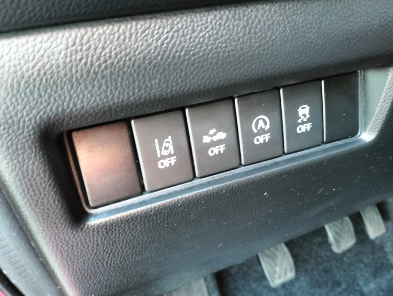 Suzuki Swift 1.2 Hybrid Top