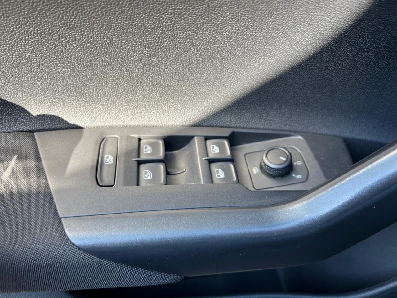 Volkswagen Polo 5p 1.0 tsi comfortline 95cv