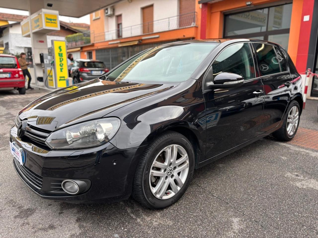 Volkswagen Golf 1.6 TDI DPF 5p. Highline NEOPATENTATI
