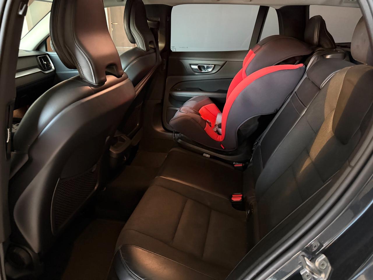 Volvo V60 D3 Geartronic Inscription 12/2020 AUTOCARRO