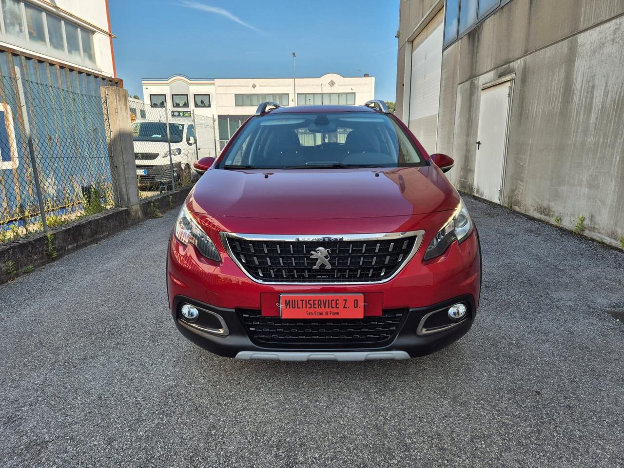 Peugeot 2008 BlueHDi 100 Allure