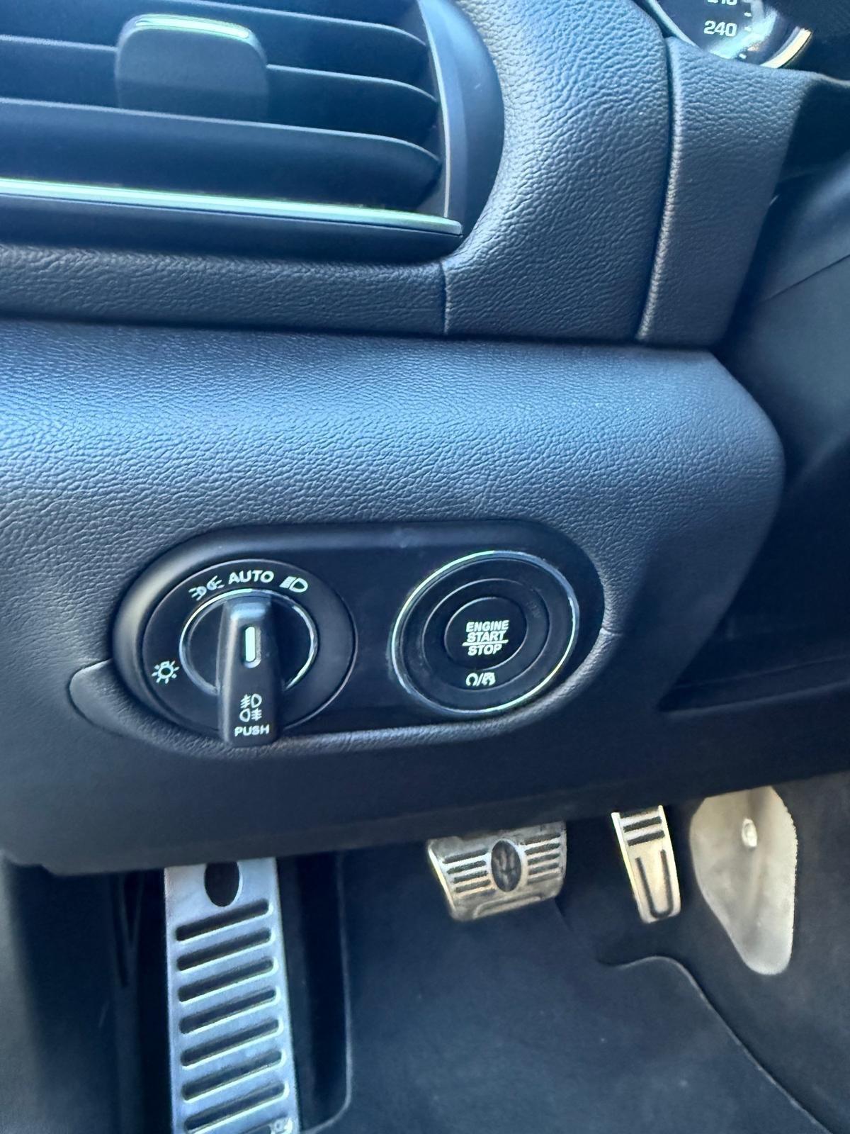 Maserati Levante V6 Diesel 275 CV AWD Granlusso