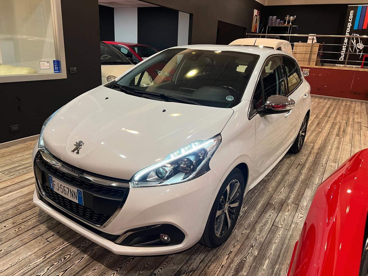 Peugeot 208 PureTech 82 5 porte/UNICA PROPRIETARIA/88.000KM!