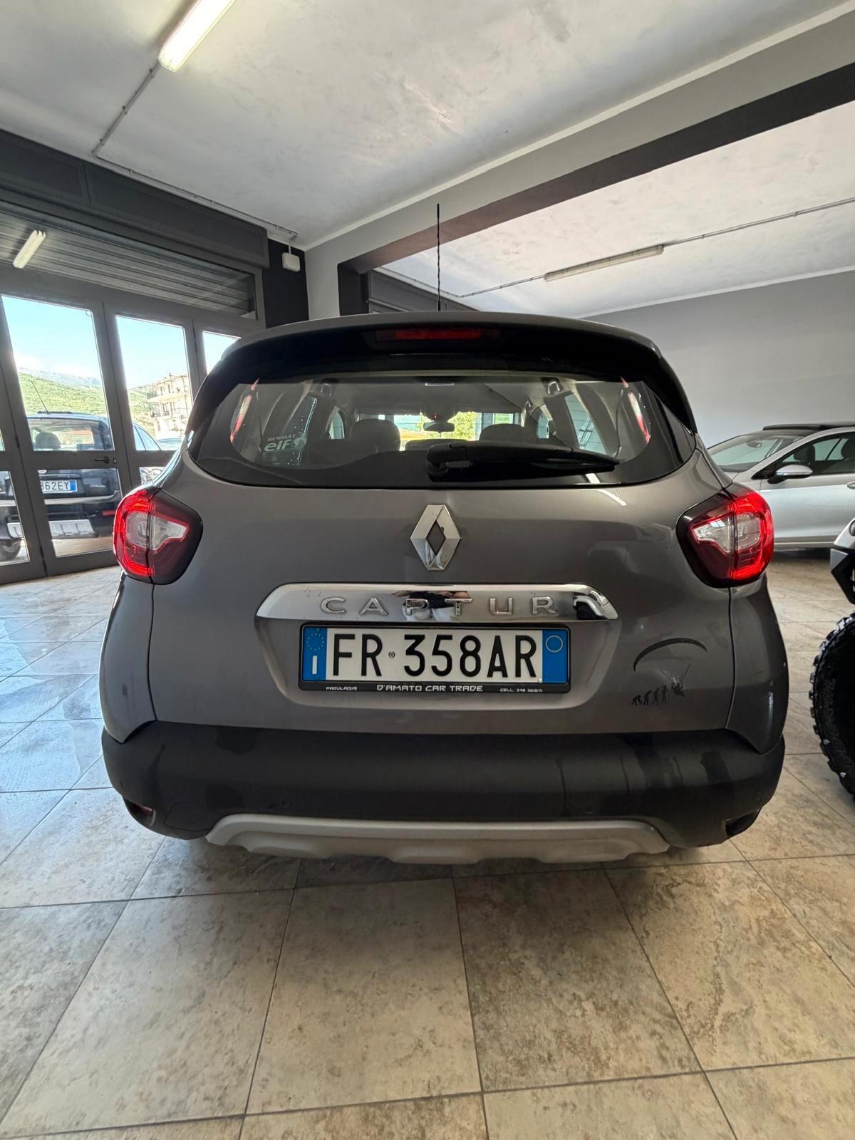 Renault Captur dCi 8V 90 CV EDC Business