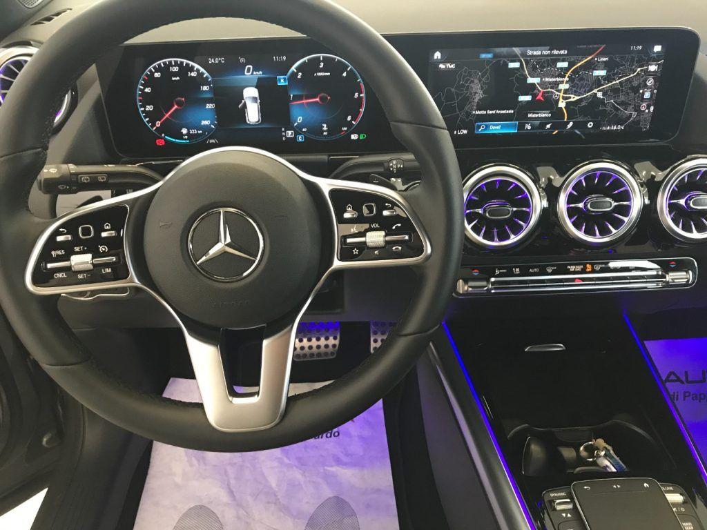 Mercedes-Benz GLA 200 d Automatic Sport Plus + Tetto