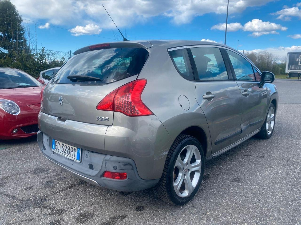 Peugeot 3008 1.6 HDi 110CV Premium