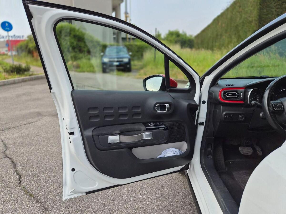 Citroen C3 1.2 puretech Shine s&s 110cv eat6