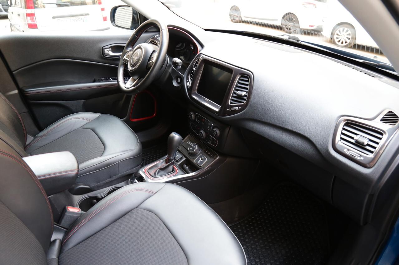Jeep Compass 1.3 Turbo T4 240 CV PHEV AT6 4xe Trailhawk