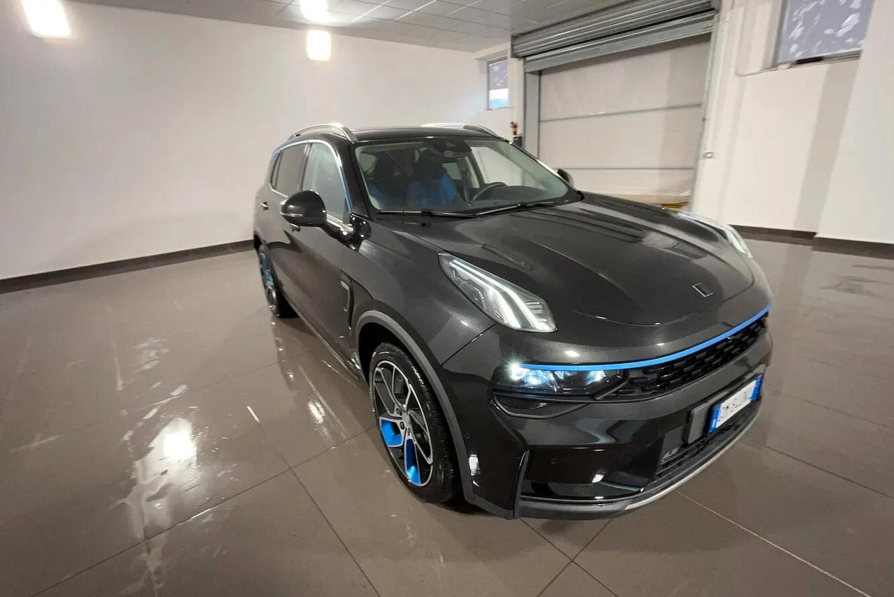 Lynk&co 01 PHEV
