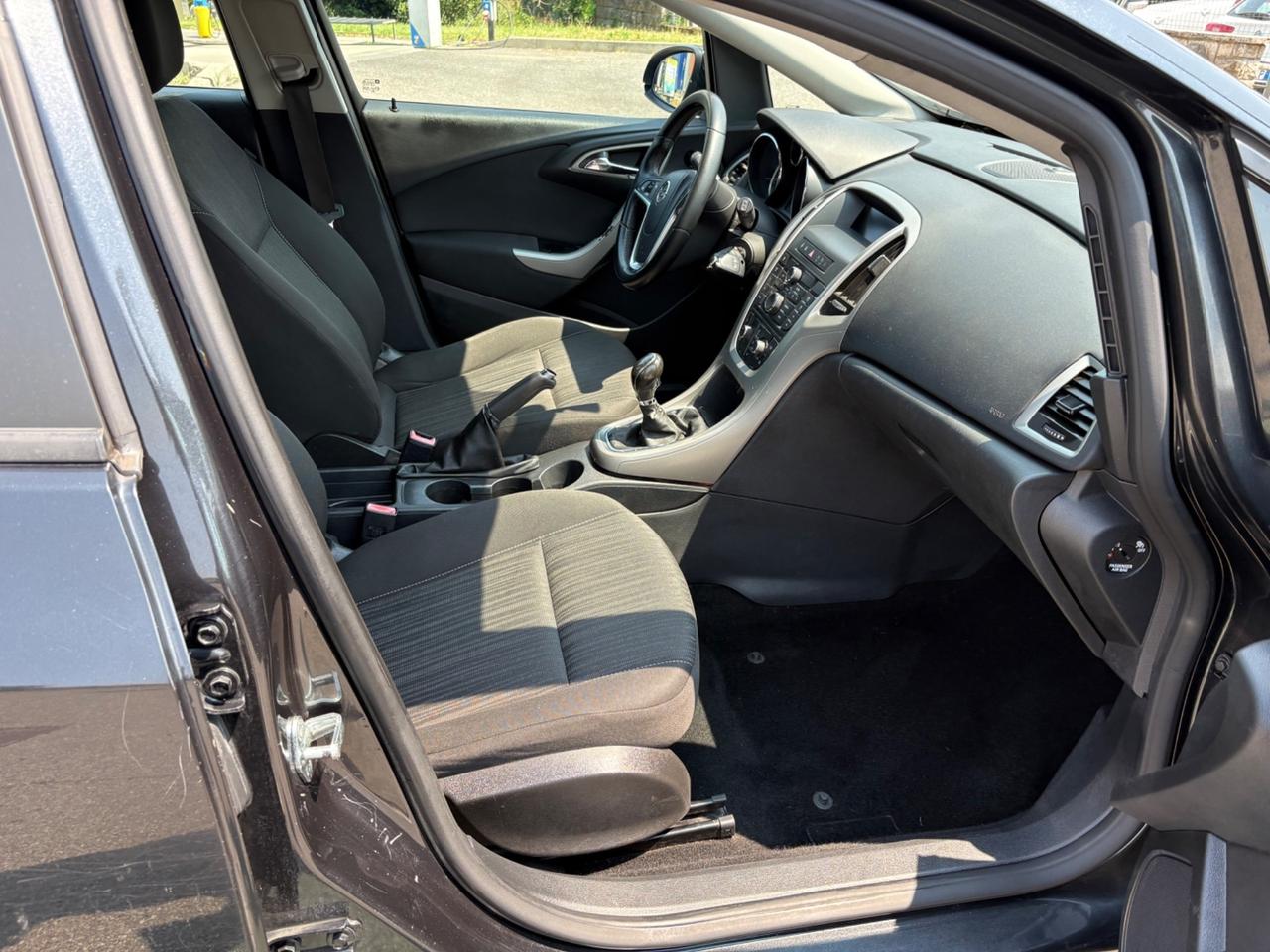 Opel Astra 1.7 CDTI 110CV Sports Tourer Cosmo