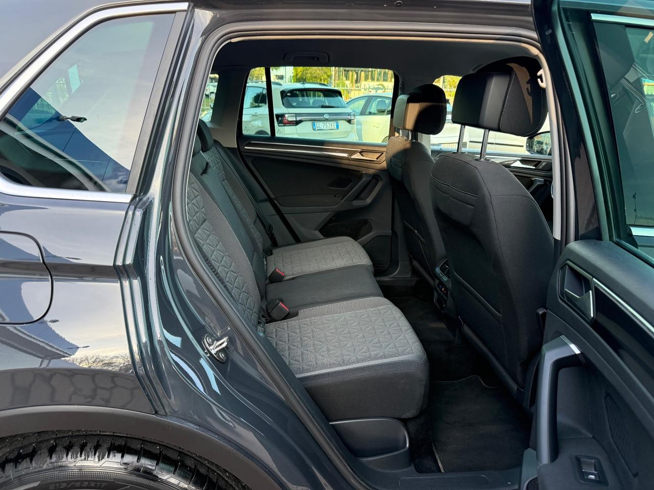 Volkswagen Tiguan 2.0 TDI SCR Life OK NEOPATENTATI