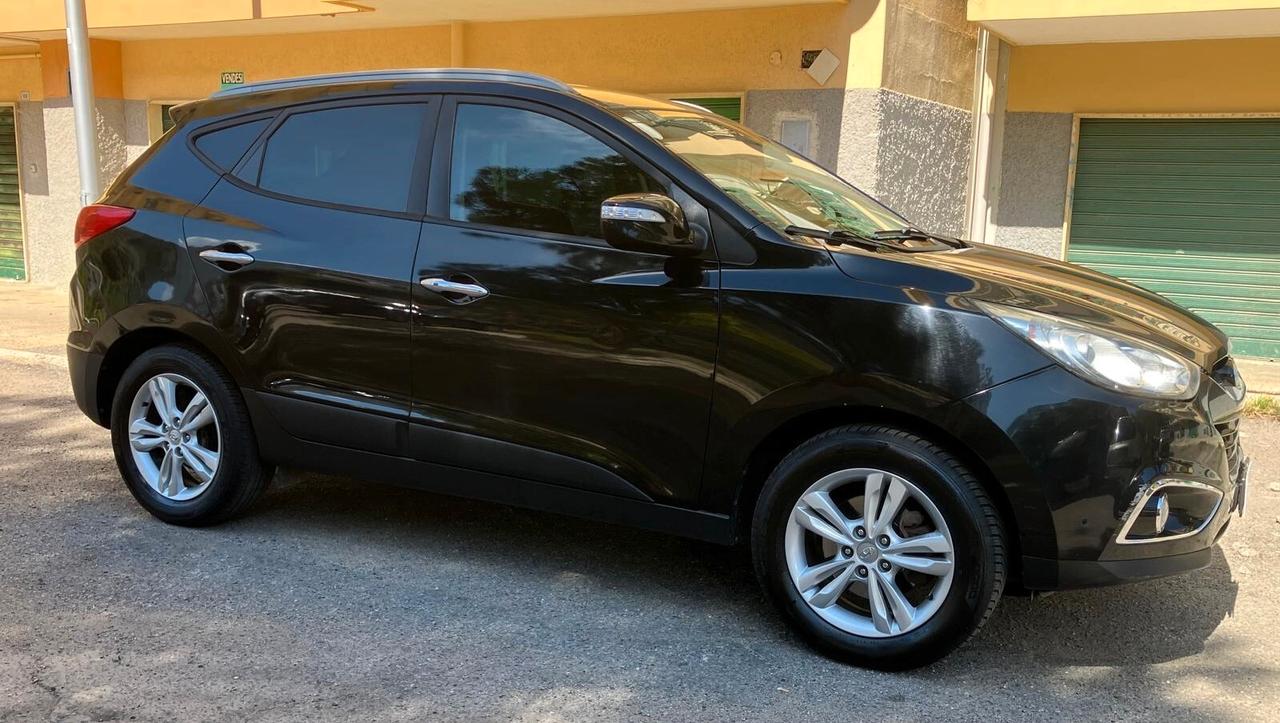 Hyundai iX35 1.7 CRDi 2WD Xpossible