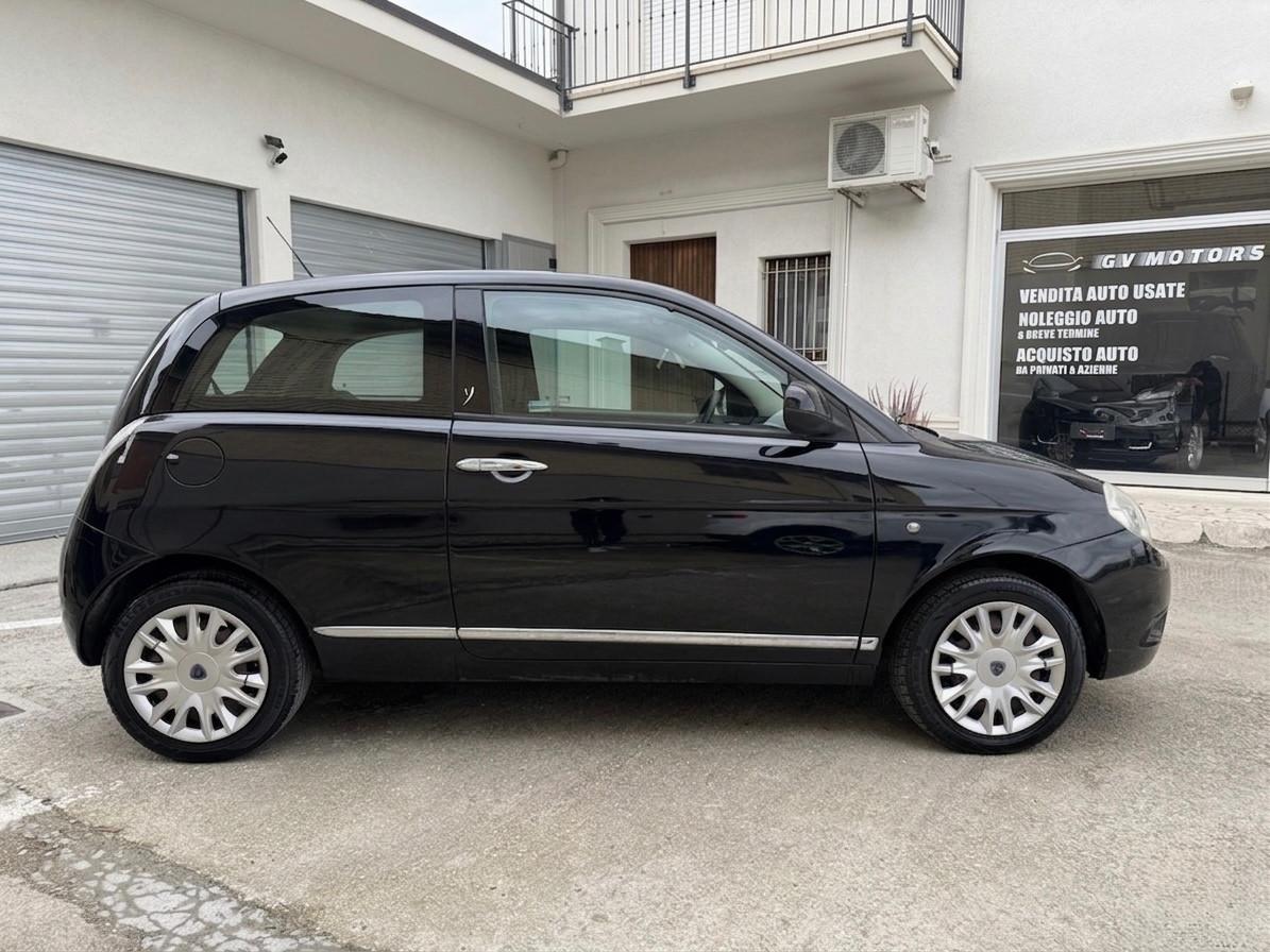 Lancia Ypsilon 1.2 69 CV 2011