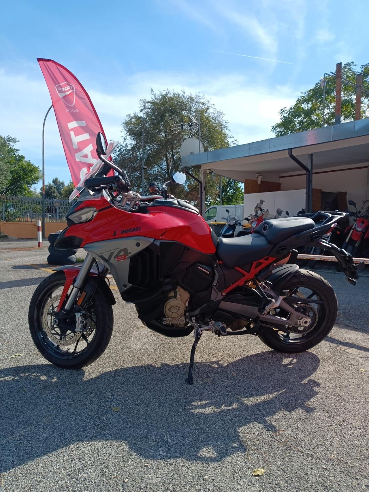 Ducati Multistrada V4 S TRAVEL RADAR