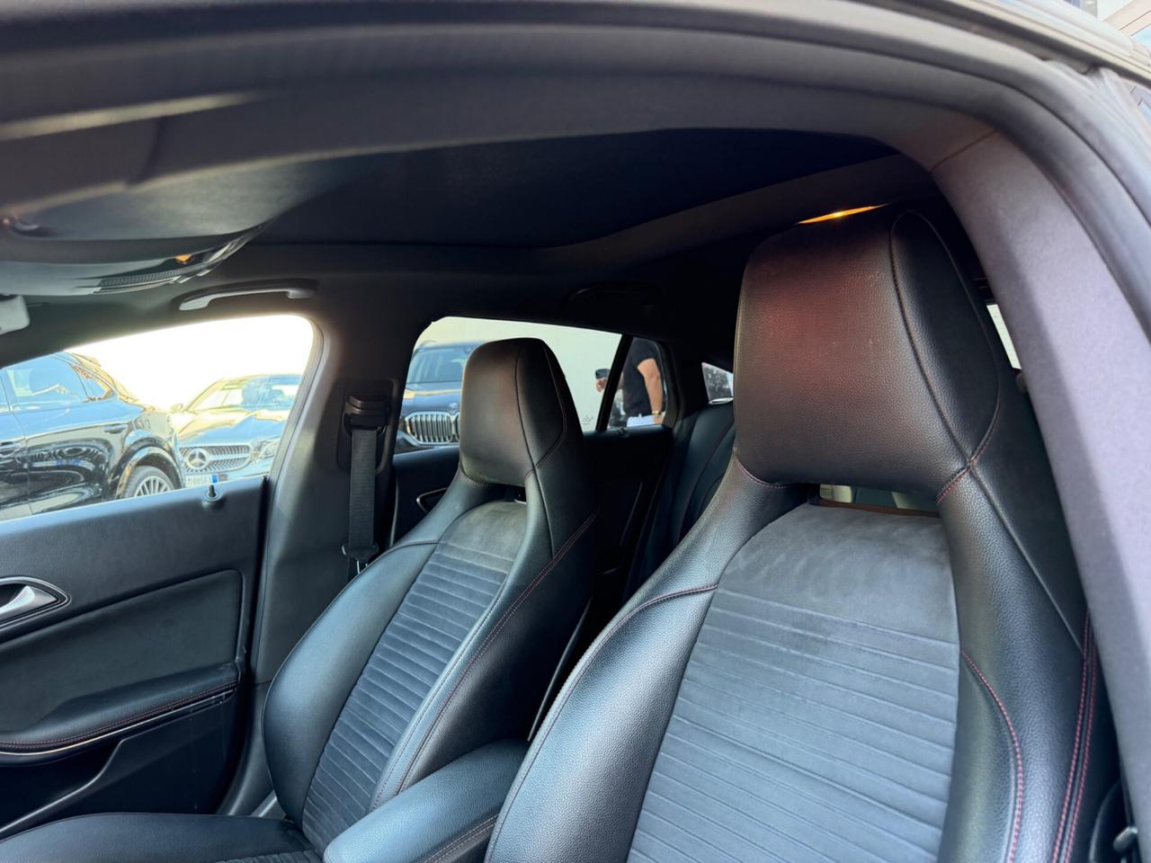 Mercedes-benz CLA 220 d S.W. Automatic Premium Dark Night