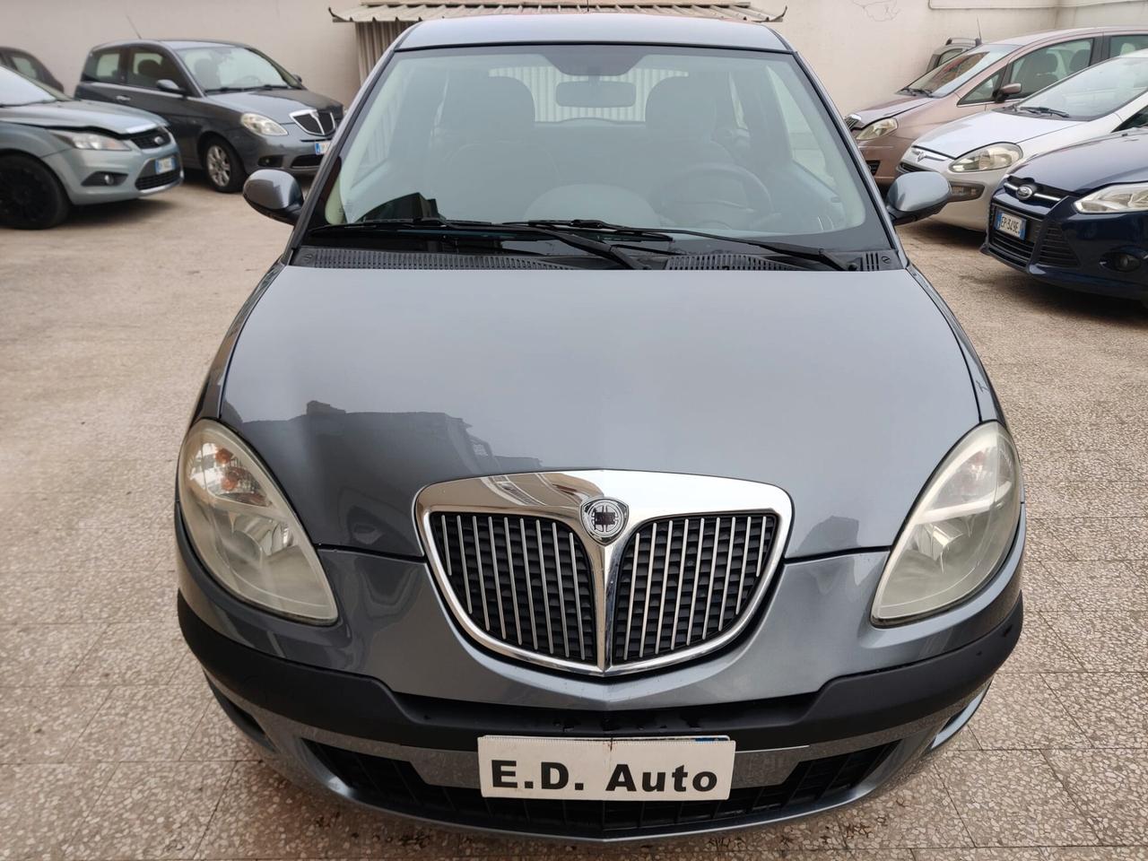Lancia Ypsilon 1.2 Benzina