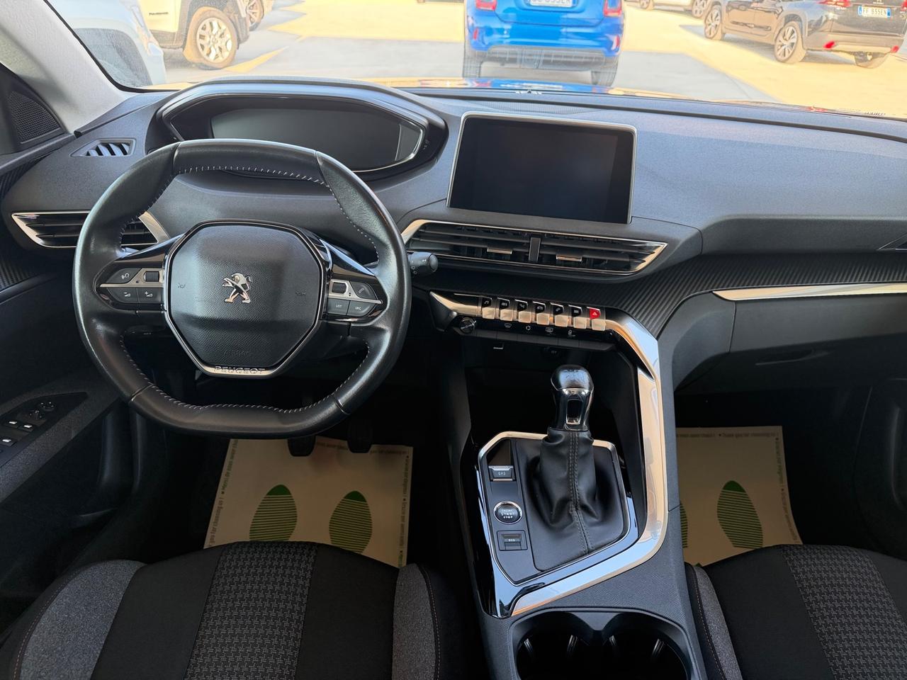 Peugeot 3008 BlueHDi 130 S&S Active Pack