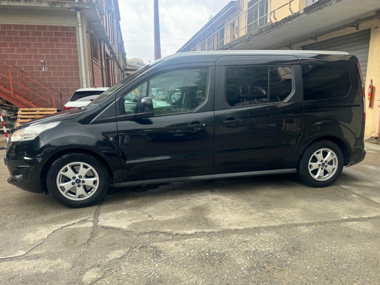 Ford Tourneo Connect7 1.5 TDCi 120 CV Titanium 2016