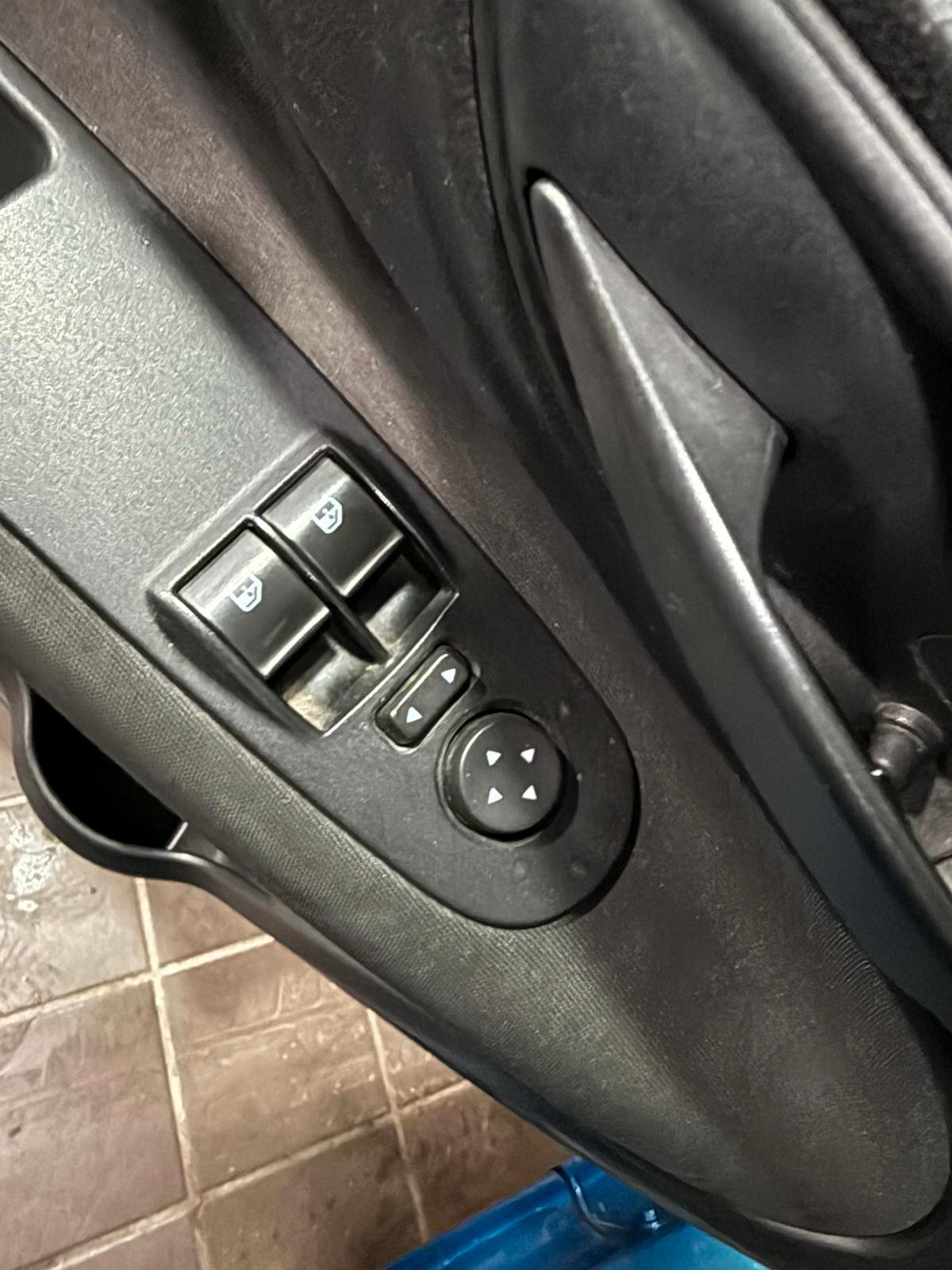 NUOVA FIAT PUNTO EVO LOUNGE 1.2 B/GPL 71CV