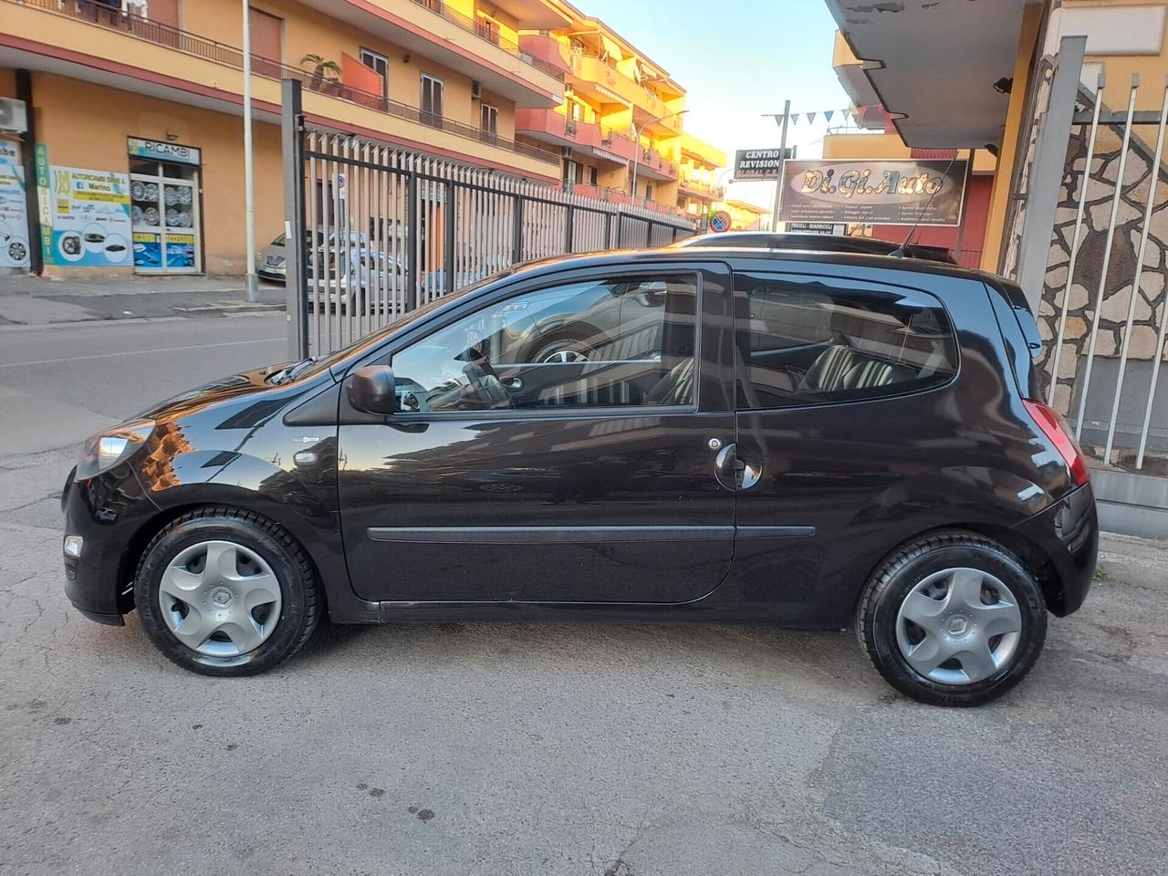 Renault Twingo 1.2 16V Night&Day