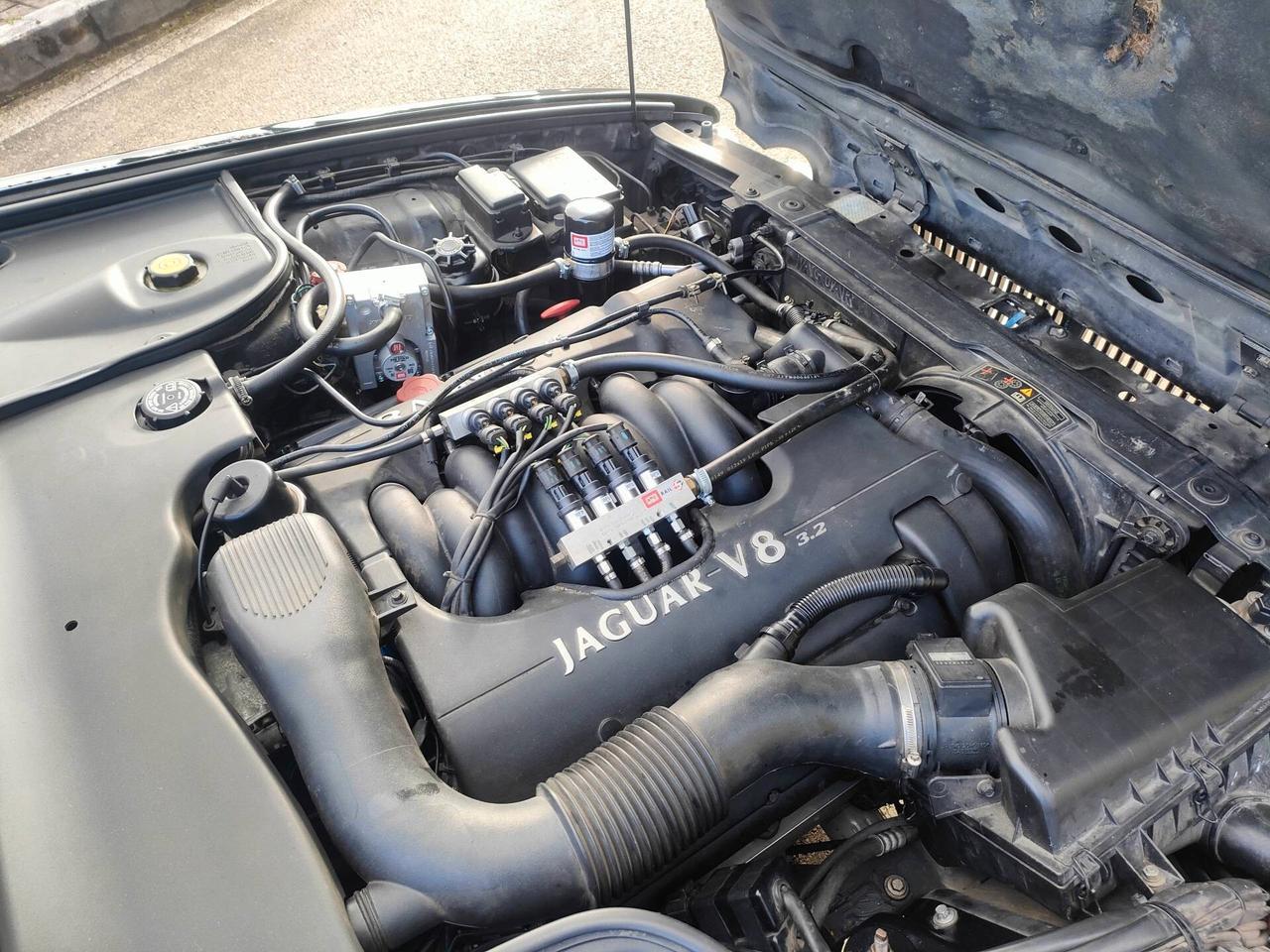 Jaguar XJ 3.2 cat Executive GPL